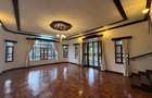 5 Bed House with En Suite in Runda - 8