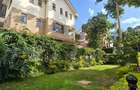 5 Bed Townhouse with En Suite at Lavington Green - 7