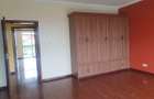 4 Bed Apartment with En Suite in Lavington - 6