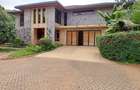 5 Bed House with En Suite at Soraya Drive - 7