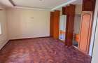 4 Bed Townhouse with En Suite at Lavington Road Garden - 18