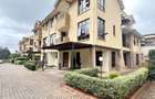 5 Bed Townhouse with En Suite in Lavington - 2