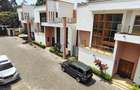 5 Bed Townhouse with En Suite at Lavington - 2