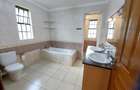 4 Bed House with En Suite in Runda - 12