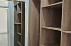 5 Bed House with En Suite in Nyari - 13