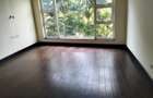4 Bed Apartment with En Suite in Spring Valley - 18