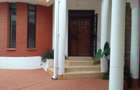 4 Bed Villa with En Suite in Westlands Area - 13