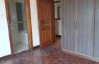 Serviced 3 Bed Apartment with En Suite in Kilimani - 11