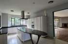 5 Bed Townhouse with En Suite at James Gichuru - 10