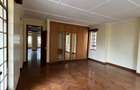 5 Bed Townhouse with En Suite in Lavington - 13