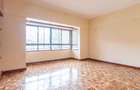 3 Bed Apartment with En Suite in Westlands Area - 15