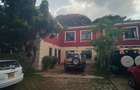 4 Bed House with En Suite at Lavington - 1