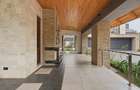 5 Bed House with En Suite in Runda - 10