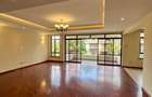 5 Bed Townhouse with En Suite in Lavington - 6