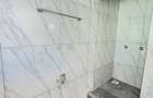 4 Bed House with En Suite in Lavington - 9