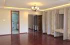5 Bed Townhouse with En Suite at Convent Drive - 4
