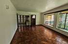 5 Bed Townhouse with En Suite in Kitisuru - 12