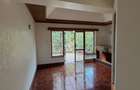 5 Bed Townhouse with En Suite in Runda - 18