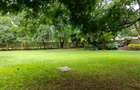 5 Bed Villa with Swimming Pool in Runda - 9