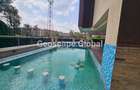 4 Bed Apartment with En Suite in Riverside - 12
