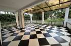 5 Bed House with En Suite in Garden Estate - 1