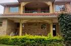 5 Bed House with En Suite in Runda - 12