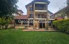 5 Bed Townhouse with En Suite in Lavington - 2