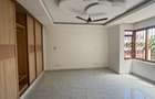 3 Bed Apartment with En Suite at Off Links Road - 6