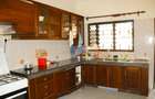 4 Bed Villa with En Suite in Nyali Area - 13