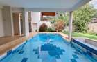 5 Bed Townhouse with En Suite in Lavington - 13