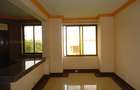 3 Bed Apartment with En Suite at Off Linksroad - 4