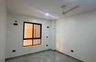 3 Bed Apartment with En Suite at Off Links Road - 15