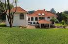 5 Bed House with En Suite at Ridgeways - 3