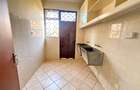 5 Bed Townhouse with En Suite in Lavington - 2