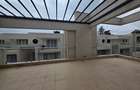 6 Bed Townhouse with En Suite in Lavington - 16
