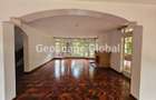 5 Bed House with En Suite in Rosslyn - 6