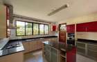 5 Bed Villa with En Suite at Lavington - 9