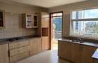 4 Bed Apartment with En Suite at Parklands - 18