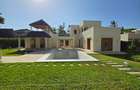 3 Bed Villa with En Suite in Watamu - 1
