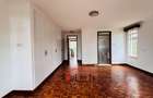 4 Bed Townhouse with En Suite in Nyari - 10