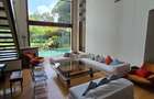 5 Bed House with En Suite at Magnolia Close - 8