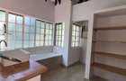 5 Bed Townhouse with En Suite in Rosslyn - 16