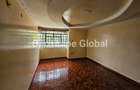 4 Bed House with En Suite in Runda - 14