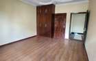 4 Bed Townhouse with En Suite in Lavington - 14