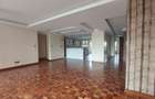 3 Bed Apartment with En Suite in Kileleshwa - 4
