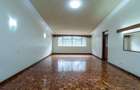 4 Bed Villa with En Suite at School Lane - 13