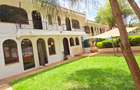 5 Bed Townhouse with En Suite at Riverside Drive - 2