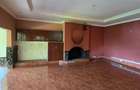 4 Bed House with En Suite in Loresho - 12