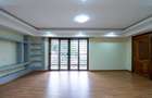 3 Bed Apartment with En Suite at Westlands - 17