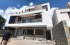 4 Bed Villa with En Suite in Runda - 14